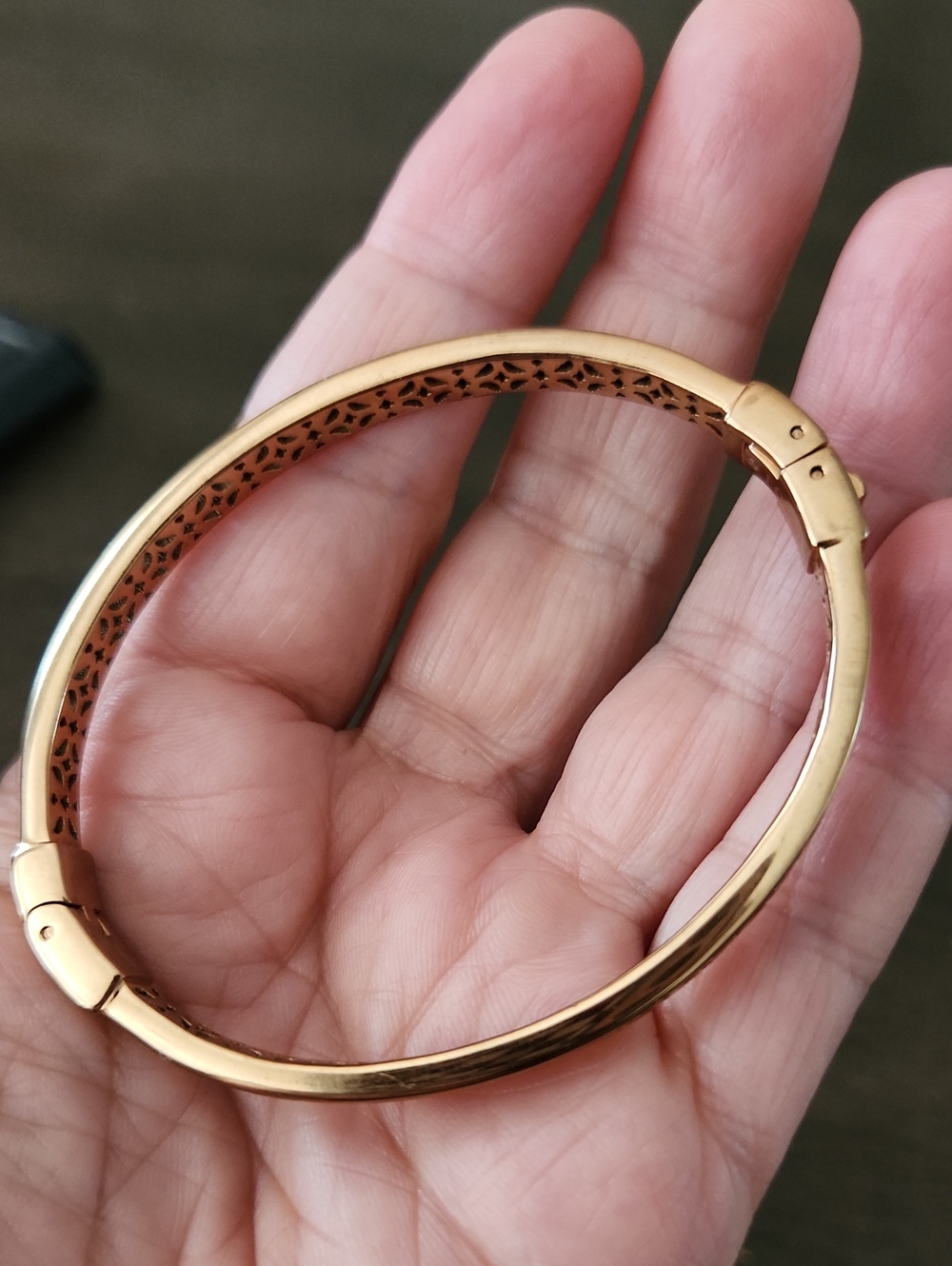 Fossil Bangle - Picture 7 of 9